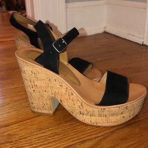 Dolce Vita platforms!